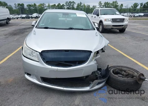 2013 Buick Lacrosse Premium 1 Group z USA, uszkodzony, nr VIN 1G4GG5E36DF213592